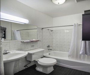 Adante Hotel San Francisco - King Suite Bathroom